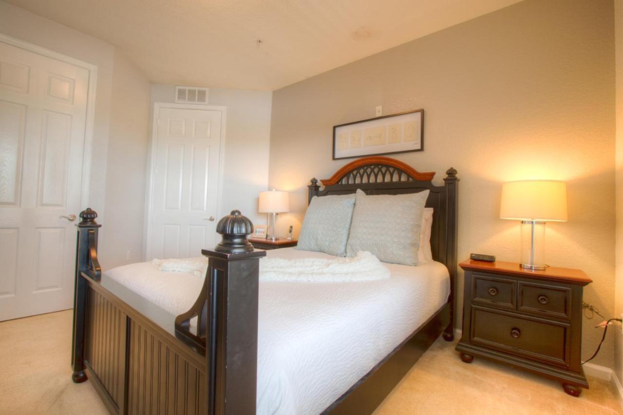 Stunning Lakeview Condo Wprivate Balcony Kissimmee Eksteriør billede