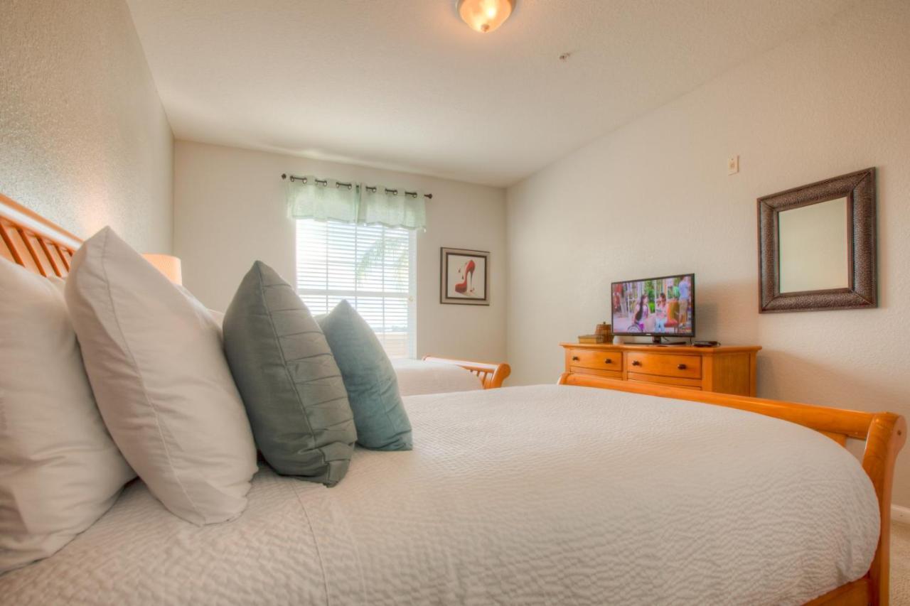 Stunning Lakeview Condo Wprivate Balcony Kissimmee Eksteriør billede